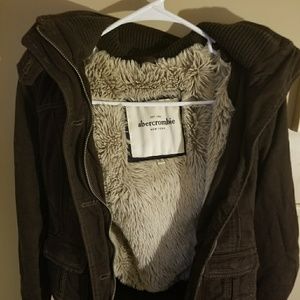 Abercrombie  brown bomber jacket fo fur lining